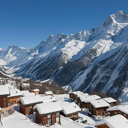 Alpine Village Apartament